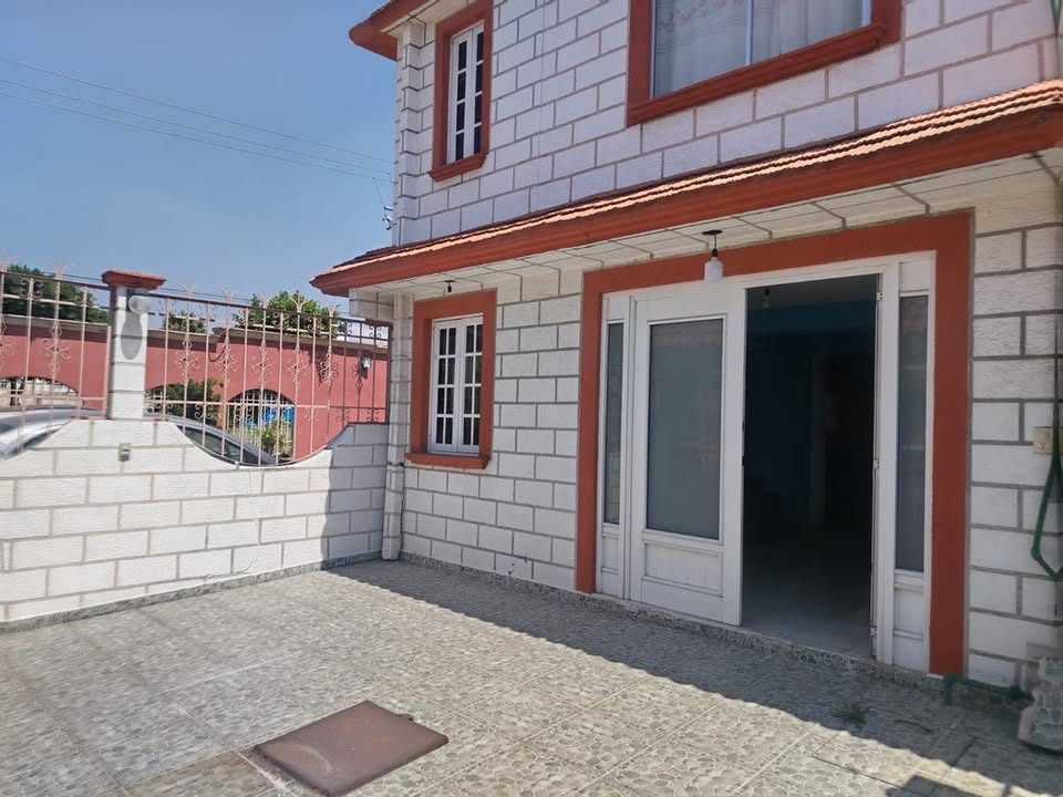 4 habitaciones 3 baños Casa 2