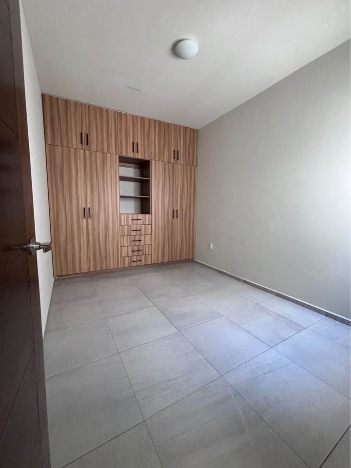 4 habitaciones 3 baños - Casa 2