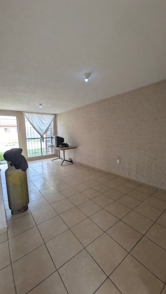 1 habitación 1 baño Casa 2