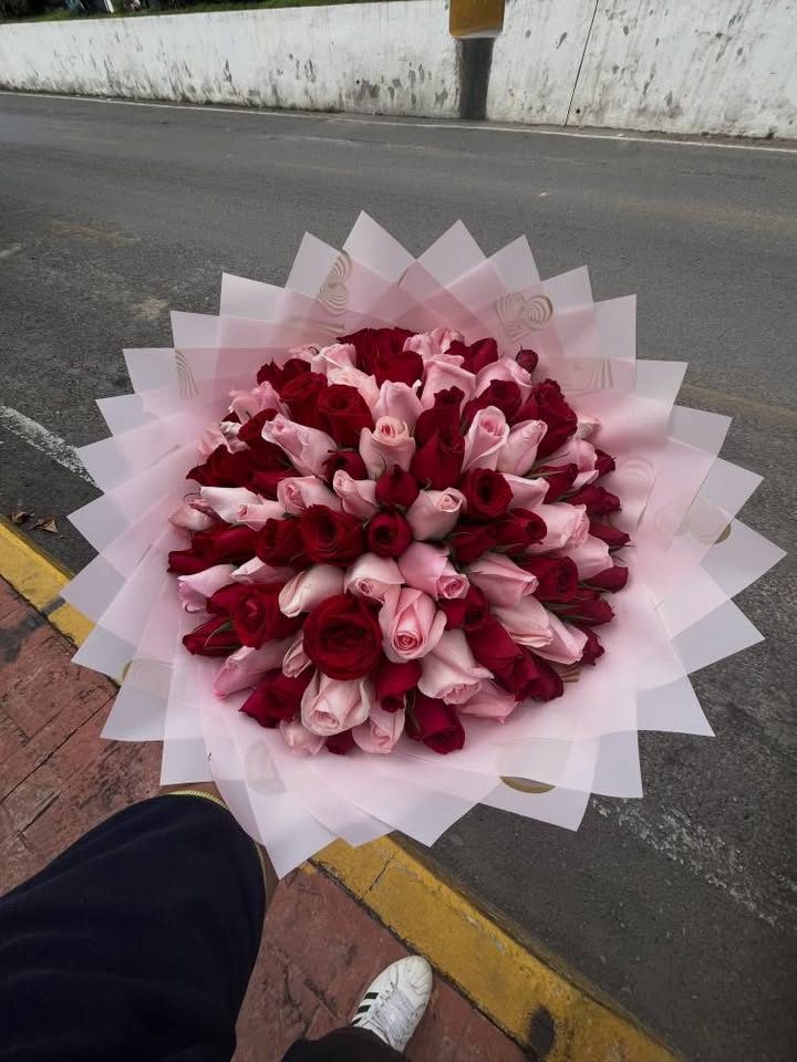 Ramos de 100 rosas en promocion 2