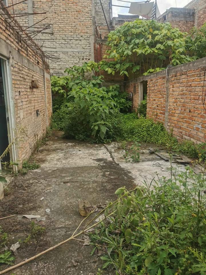 2 habitaciones 0 baños - Casa 2