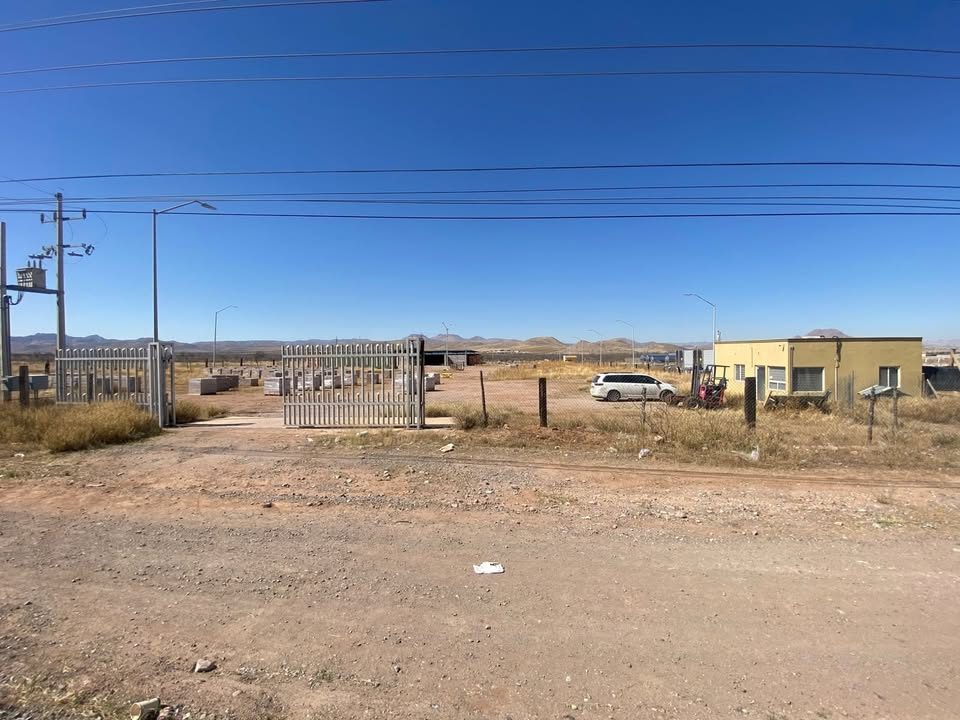 Nave industrial en venta · 1 003 m² · Chihuahua 3