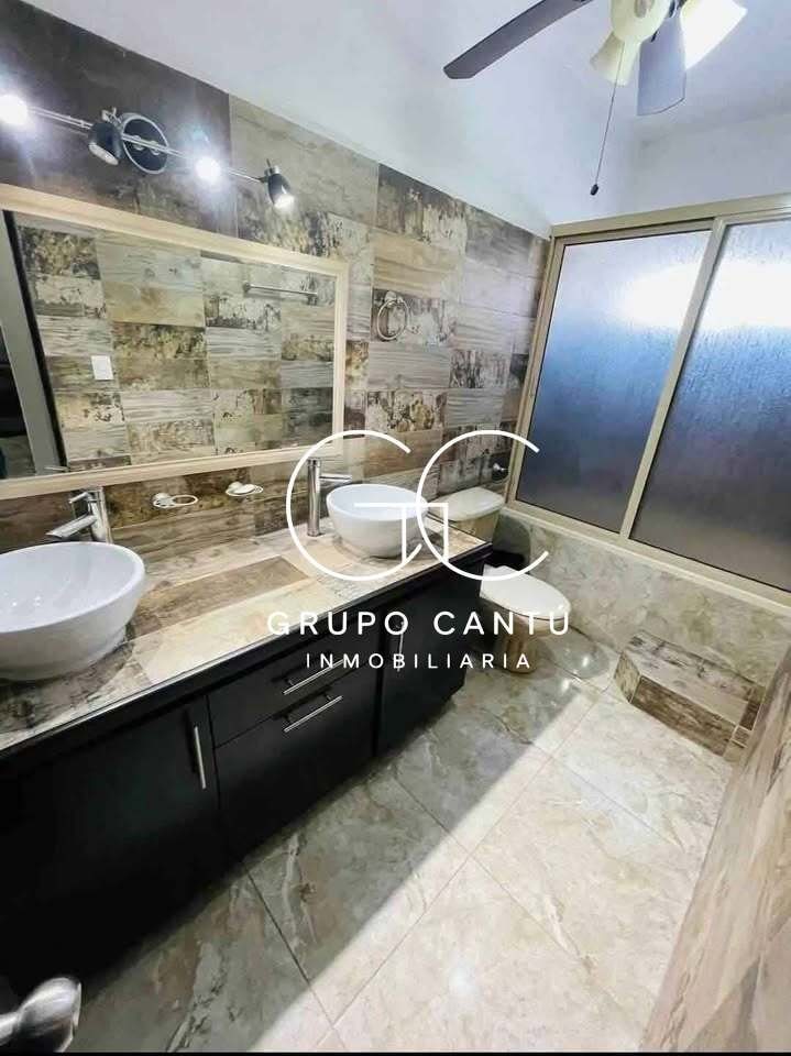 3 habitaciones 4 baños Casa 2