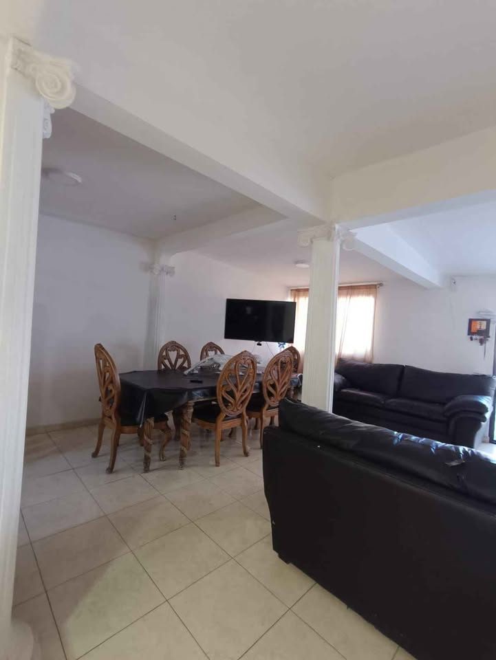 4 habitaciones 2 baños - Casa 2