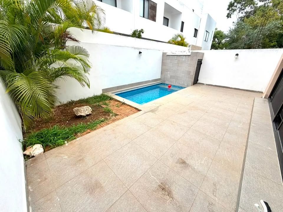 3 habitaciones 3 baños Casa 2