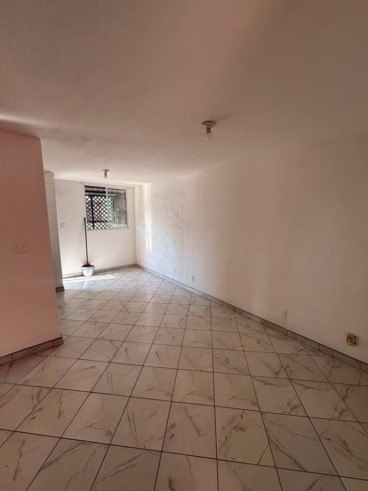 2 KT 1 Kamar Mandi Apartemen 2