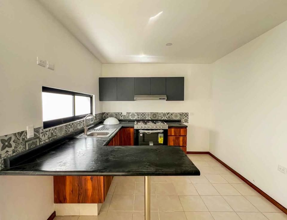 Casa en venta · 3 rec · 92 m² · Santiago Momoxpan 2