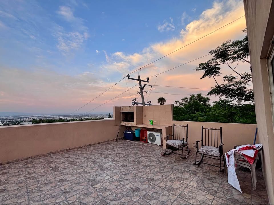 Casa en venta · 4 rec 3