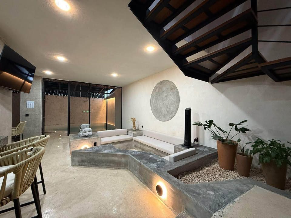 6 Beds 6 Baths - House 2