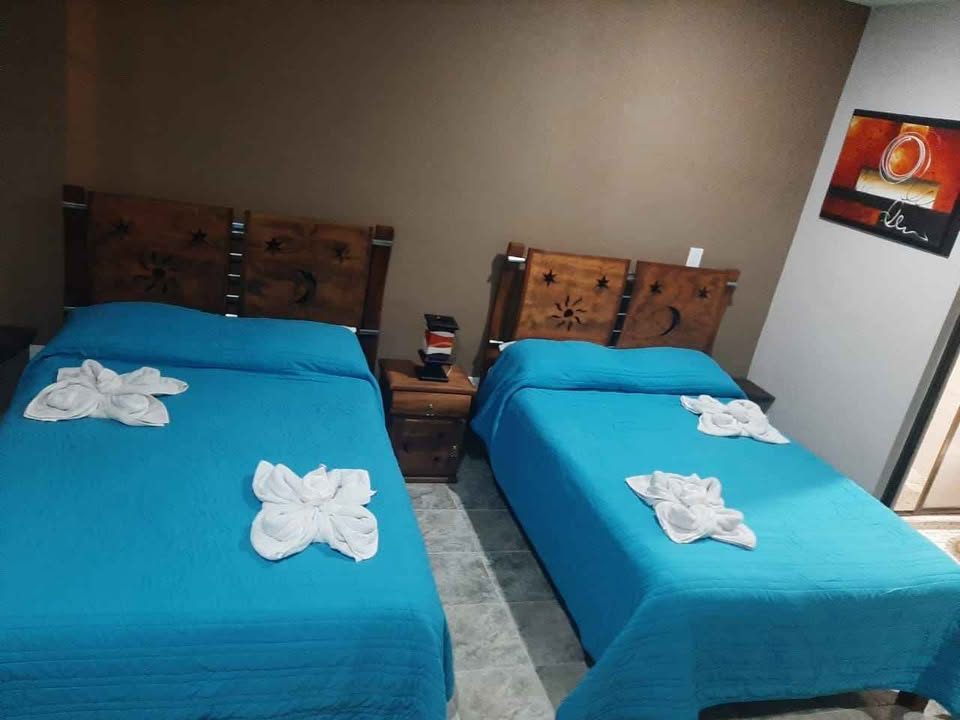 12 habitaciones 11 baños - Departamento 2