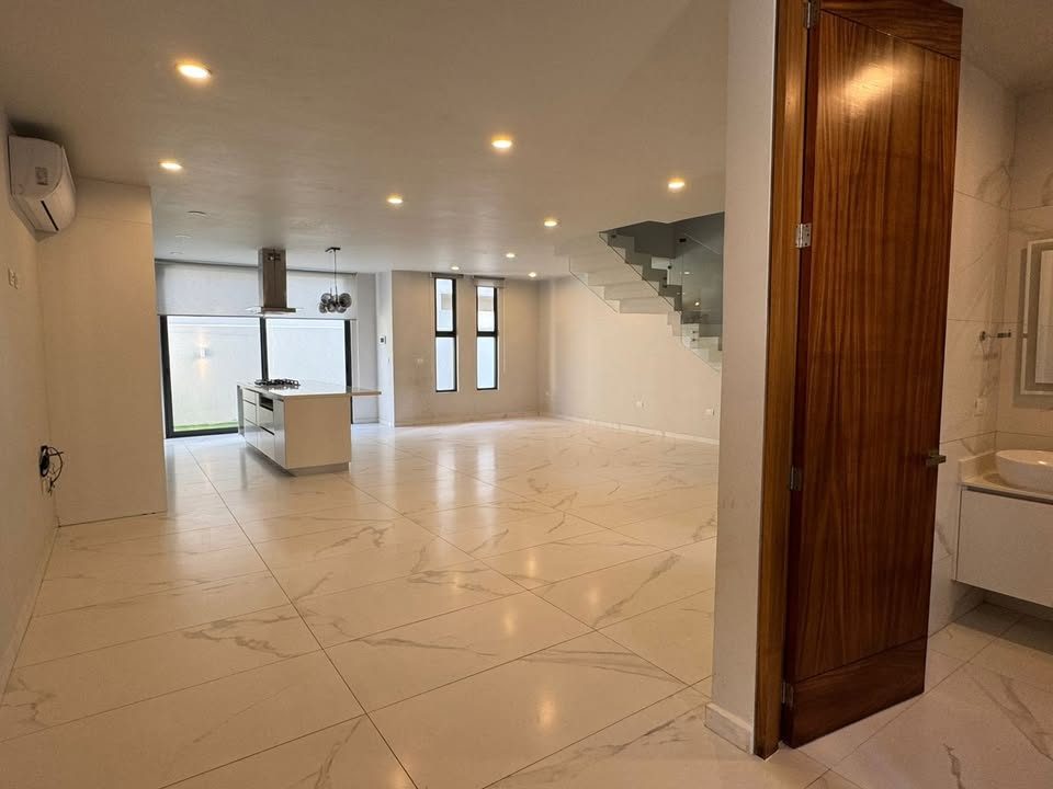 4 habitaciones 4 baños Casa 3