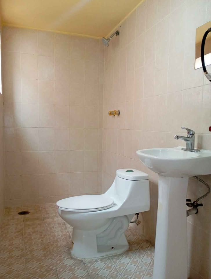 4 habitaciones 2 baños - Casa 2