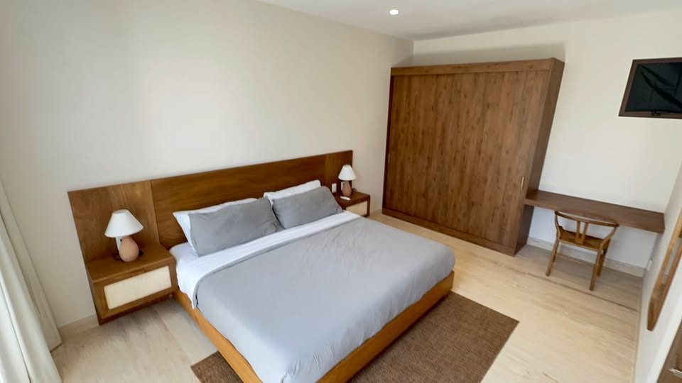 2 Beds 3 Baths Apartment 2