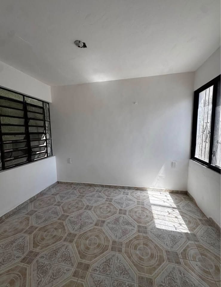 2 habitaciones 1 baño Casa 2