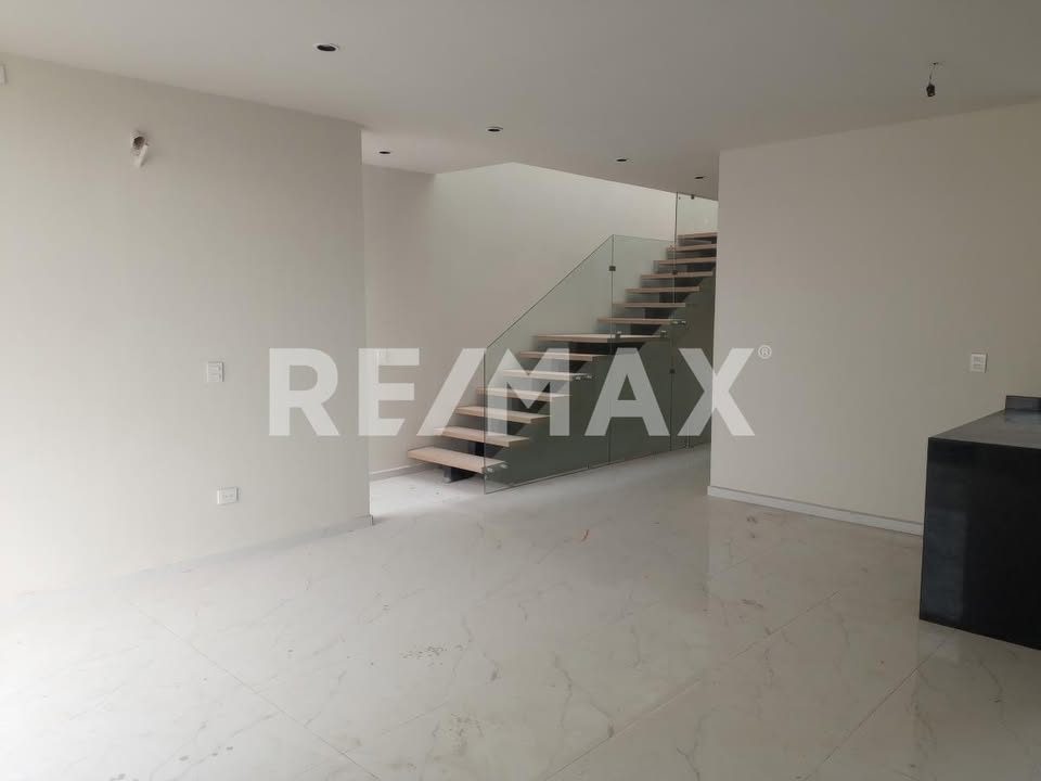 2 habitaciones 2.5 baños Casa 2