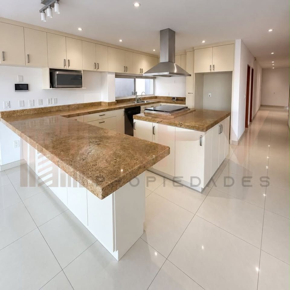Residencia en Renta - Hacienda Agua Caliente 2