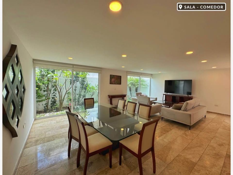 Casa en renta · 3 rec · 240 m² · San Bernardino Tlaxcalancingo 2