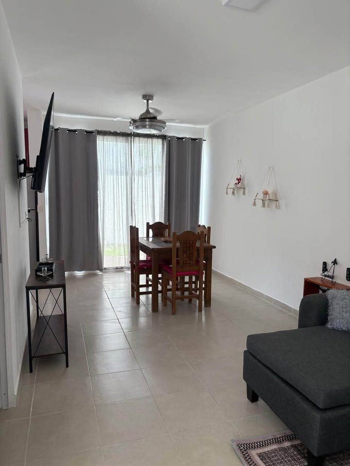3 habitaciones 2,5 baños - Casa 2