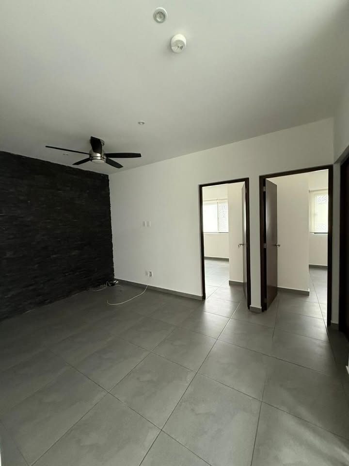3 habitaciones 2.5 baños Casa 3