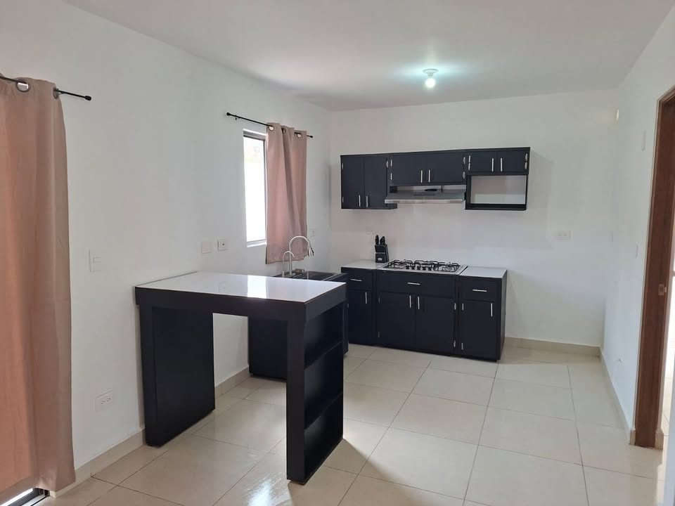 3 habitaciones 2 baños Casa 2