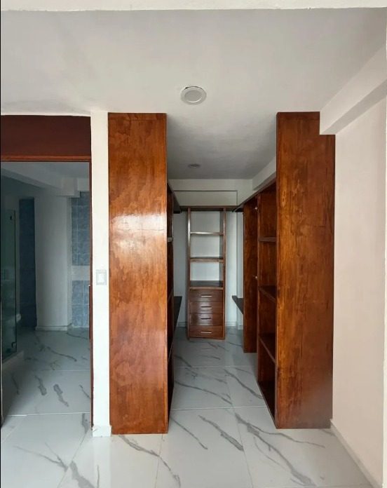 3 habitaciones 2 baños Apartamento 3
