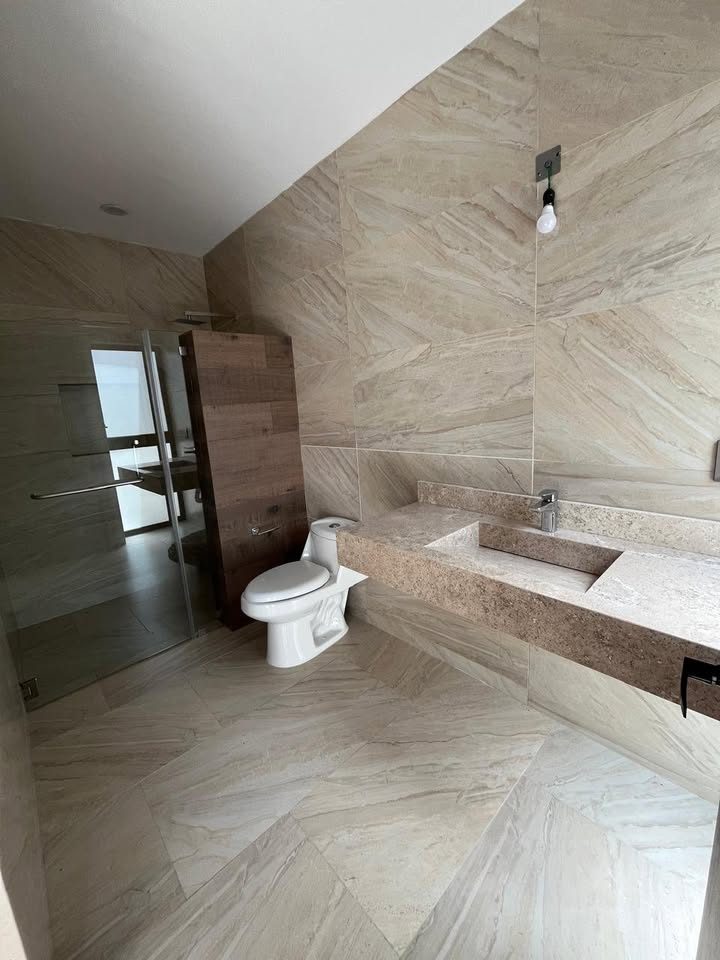 4 habitaciones 5 baños Casa 2