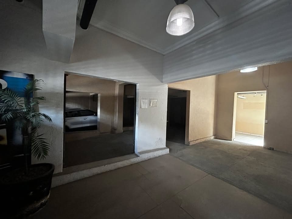 20 habitaciones 6 baños Casa 3