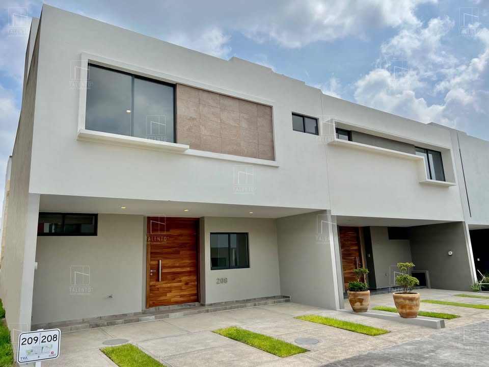 3 habitaciones 4 baños Casa 2