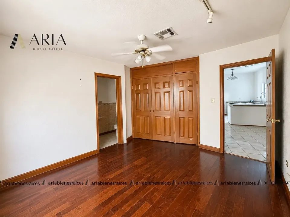 4 habitaciones 4 baños Casa 3