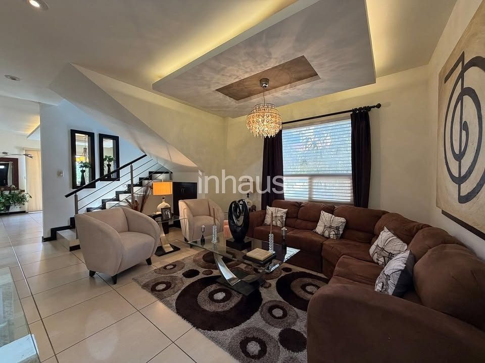 3 habitaciones 2 baños Casa 3