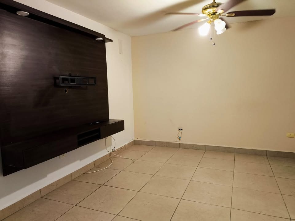 3 habitaciones 2 baños Casa 2