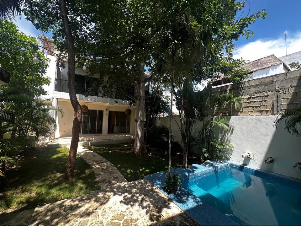3 Beds 3.5 Baths - House 2