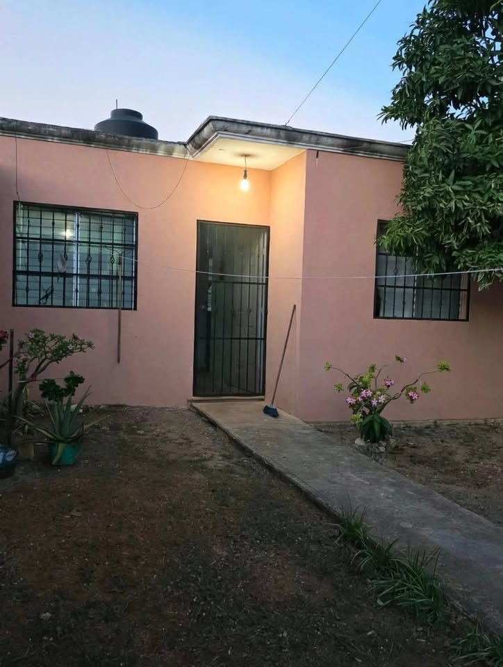 1 habitación 0 baños - Casa 3