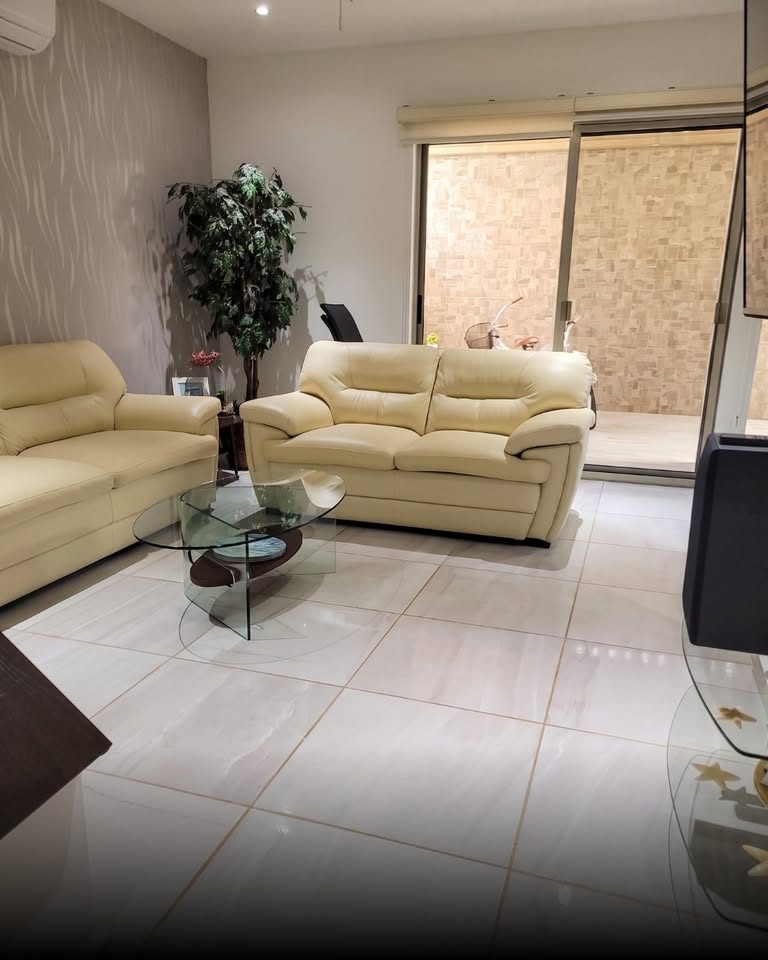 3 habitaciones 2.5 baños Casa 2