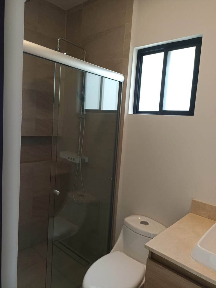 3 Beds 2 Baths - House 3