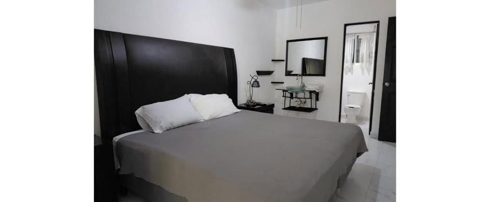 3 Beds 2 Baths Apartment 3