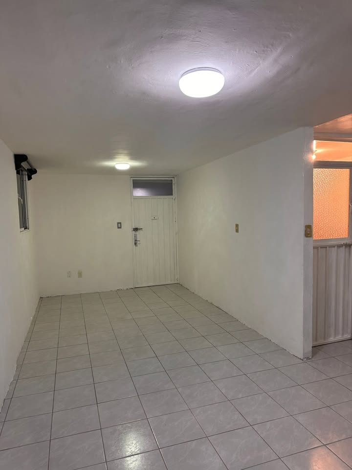 3 habitaciones 1 baño Departamento 2