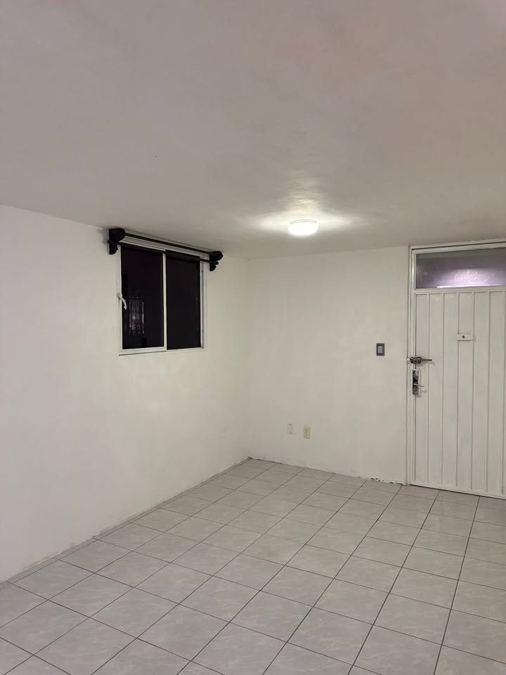 3 habitaciones 1 baño Departamento 3