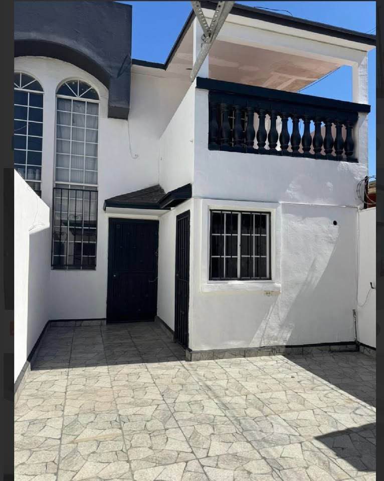 SE RENTA CASA EN JARDINES DE LA MESA ✨‼️ 2