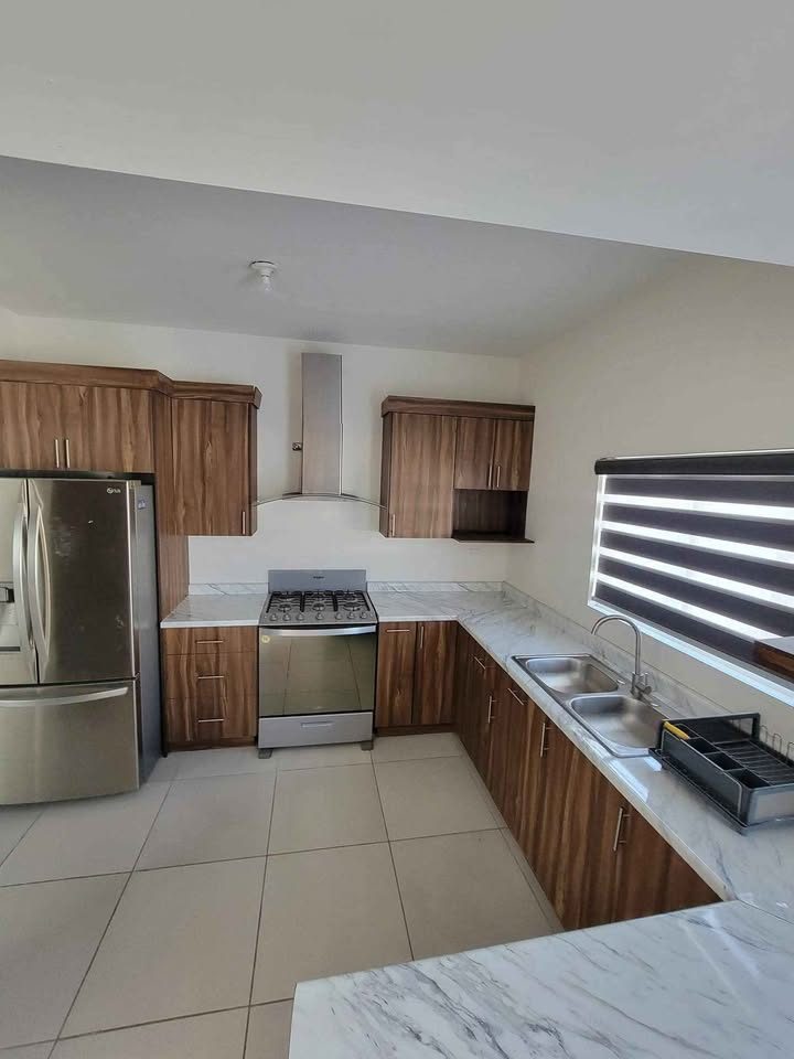 3 habitaciones 3 baños - Casa 2