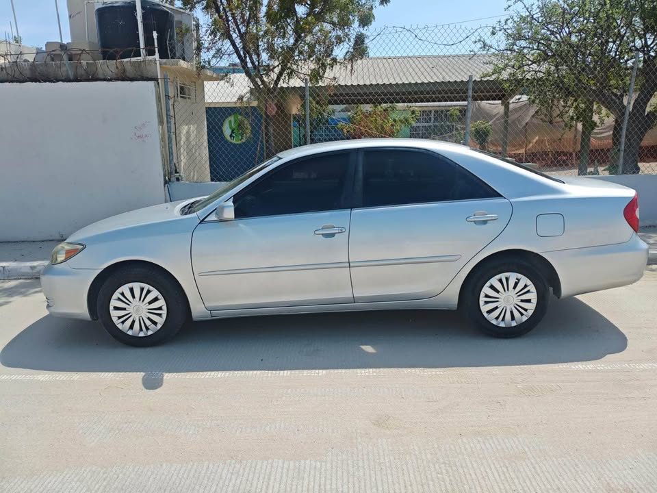 Toyota camry 2