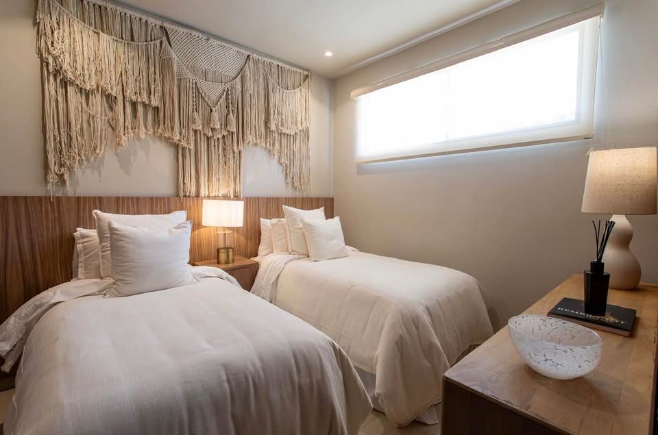 3 Beds 2 Baths - Apartment 2