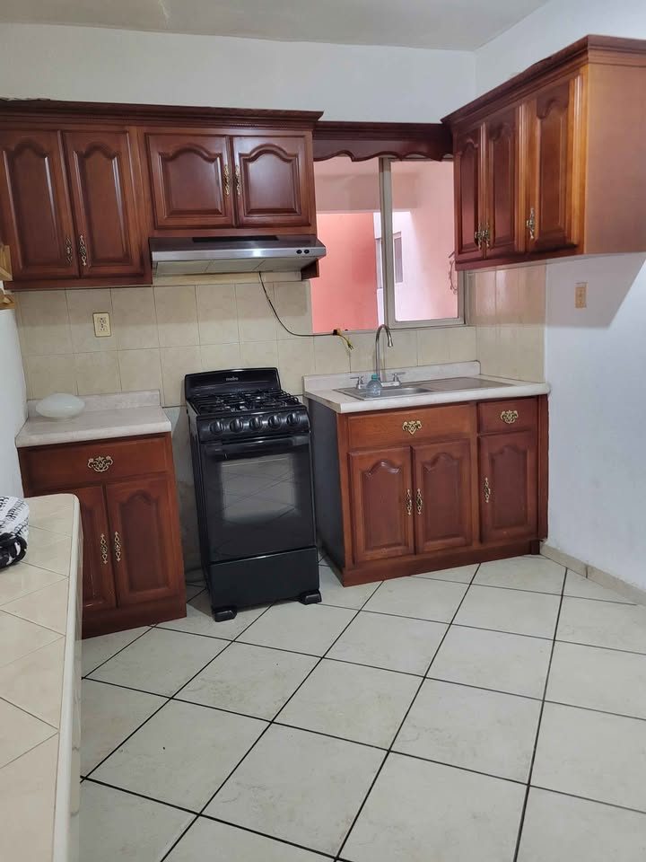 3 habitaciones 1 baño - Casa 2