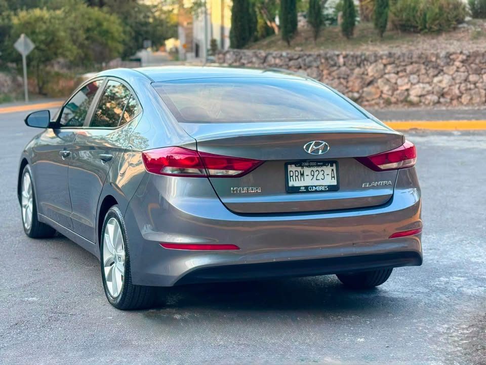 HYUNDAI ELANTRA 2018 3