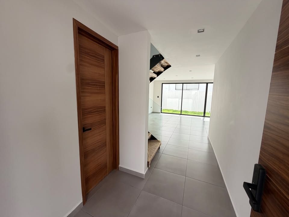 3 habitaciones 4.5 baños Casa 3