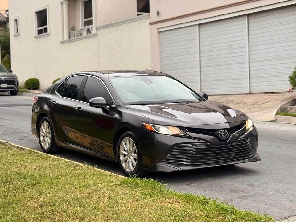 TOYOTA CAMRY 2018 2