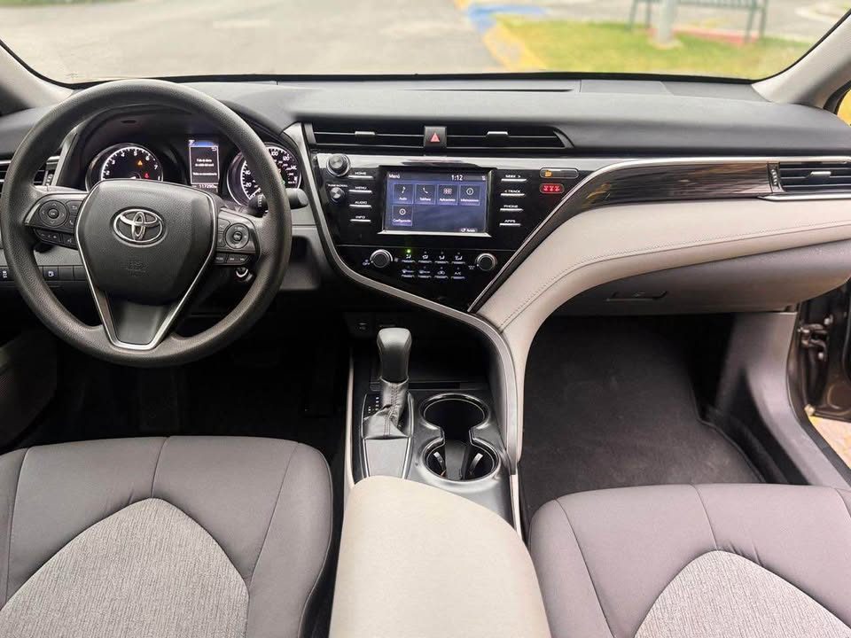 TOYOTA CAMRY 2018 3