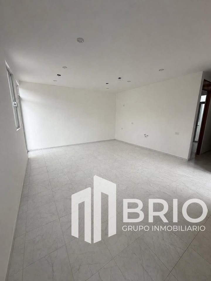 3 habitaciones 2.5 baños Casa 2