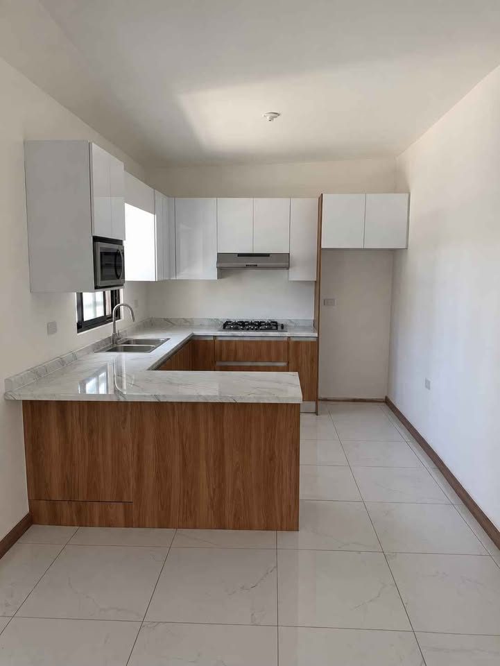 3 habitaciones 2 baños - Casa 2
