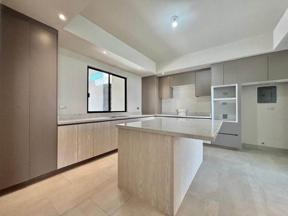 4 habitaciones 4 baños - Casa 2